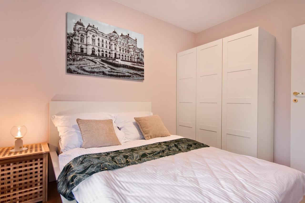 Cracow Wroclawska Premium Apartment คราคูฟ ภายนอก รูปภาพ